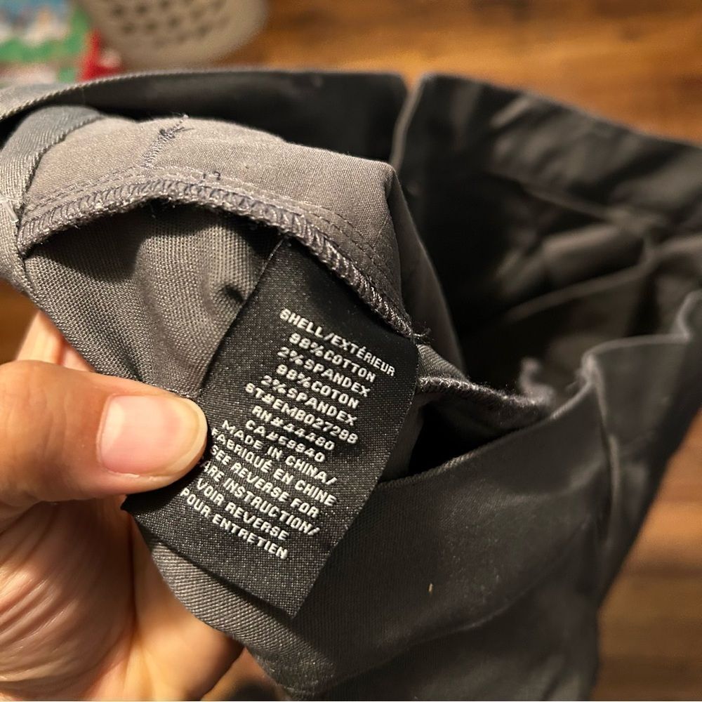 Stylish Gray Chinos for Men - Picture 6 of 6